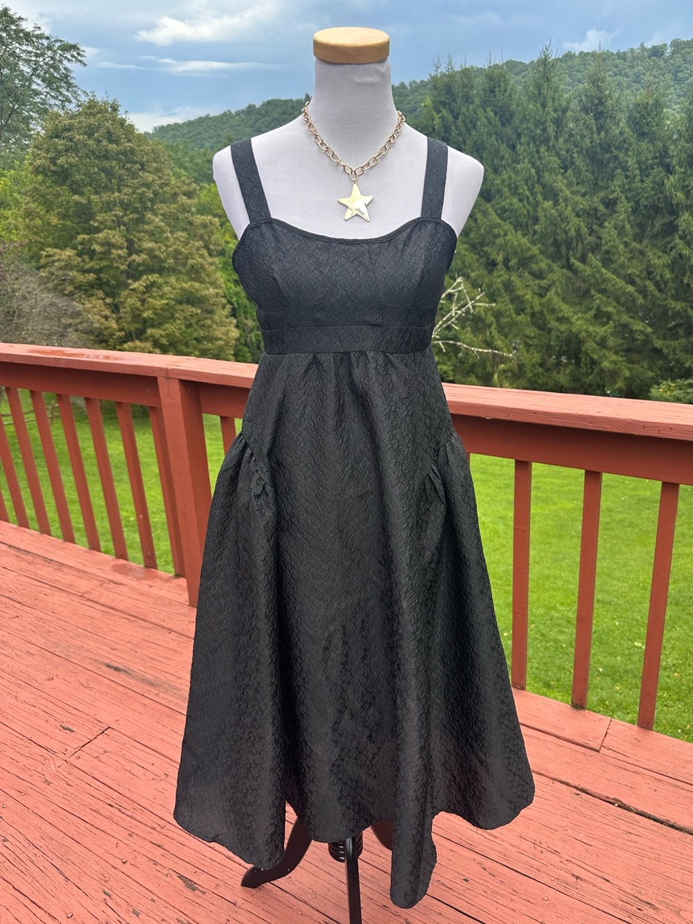 Moon River Kimber Black Jacquard Textured Midi Dress NWT! - Picture 1 of 6
